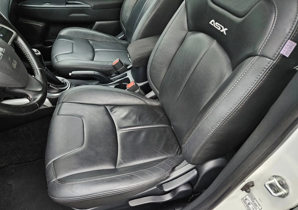 Mitsubishi ASX cena 42800 przebieg: 170000, rok produkcji 2013 z Pionki małe 277